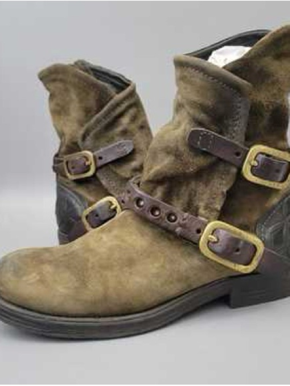Like new Miz Mooz Leather Buckle Wide Width Ankle Boots Shane Oilve size 6 used